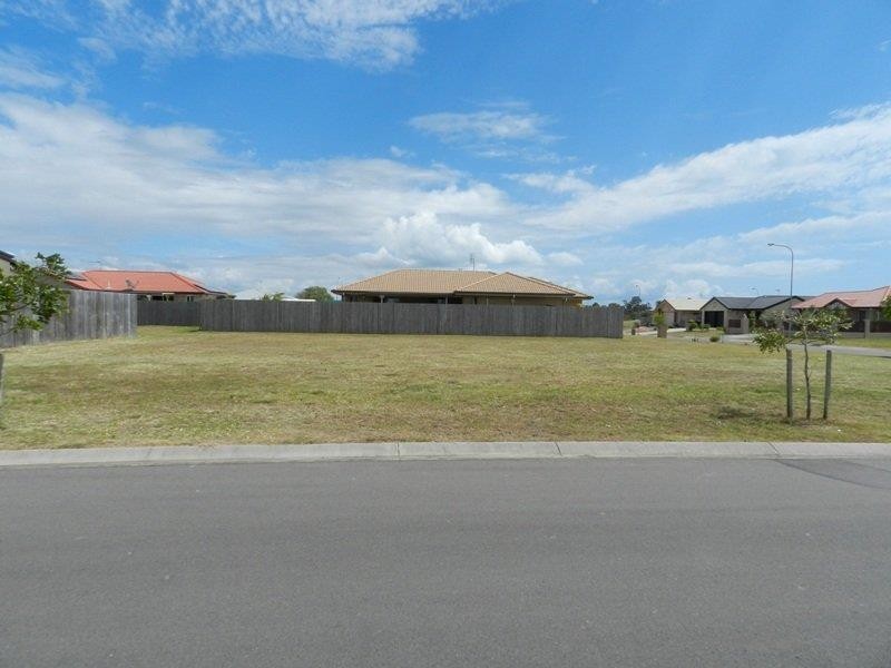 9 Dory Drive, Point Vernon QLD 4655