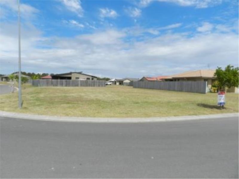 9 Dory Drive, Point Vernon QLD 4655