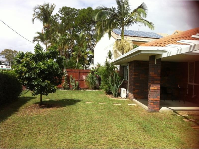19 Campbell Street, Torquay QLD 4655