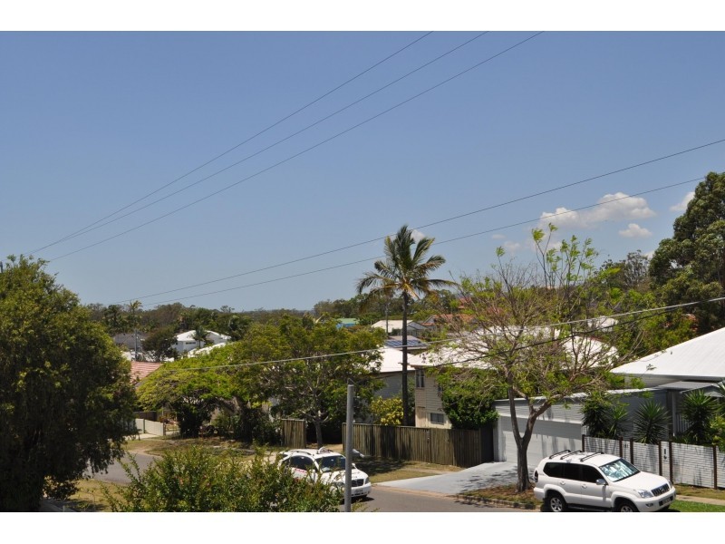 156 Dahlia Street, Cannon Hill QLD 4170