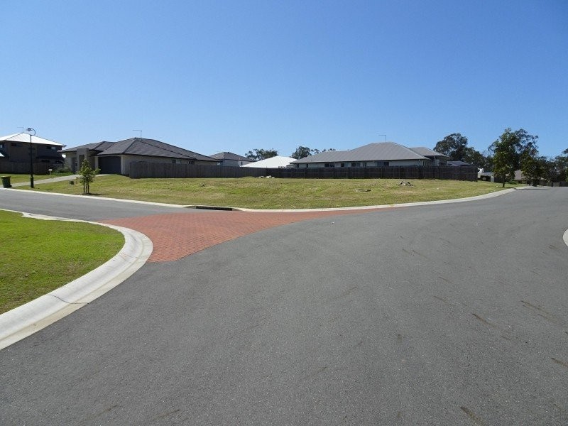 1 Island Court, Logan Village QLD 4207