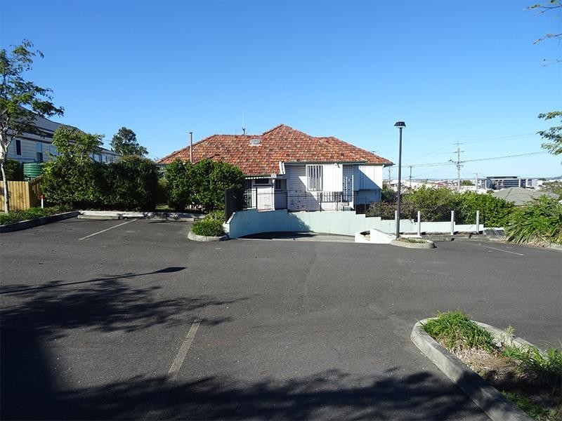 81 Rode Road, Wavell Heights QLD 4012