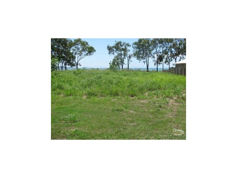 41 Slade Esplanade, Slade Point QLD 4740