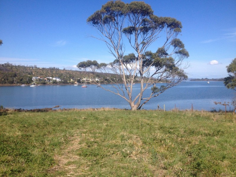 3986 Arthur highway, Murdunna TAS 7178