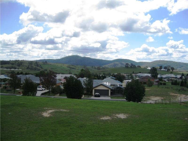 12 Claretash Avenue, South Bowenfels NSW 2790