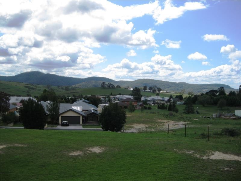 12 Claretash Avenue, South Bowenfels NSW 2790