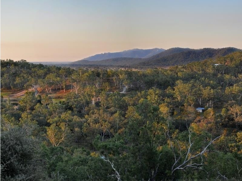 11 Hancock Road, Alligator Creek QLD 4816