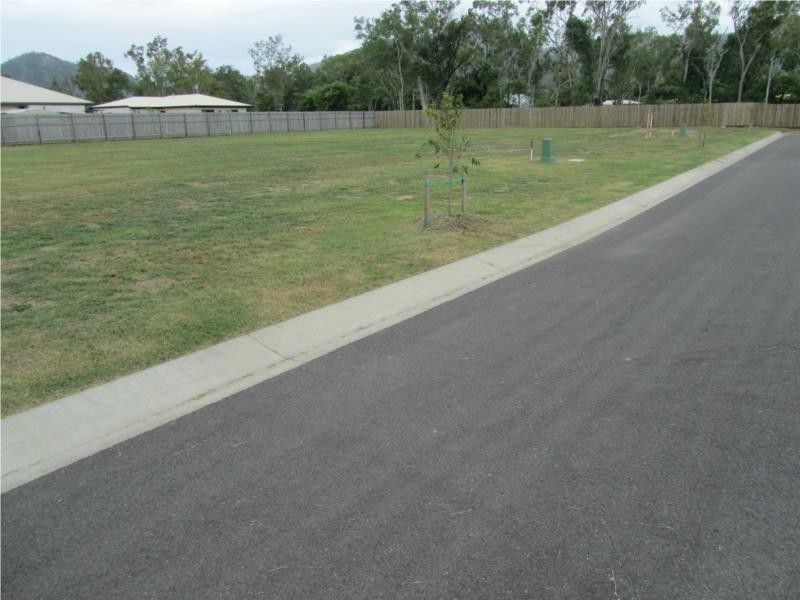 9 Rennot Court, Kelso QLD 4815