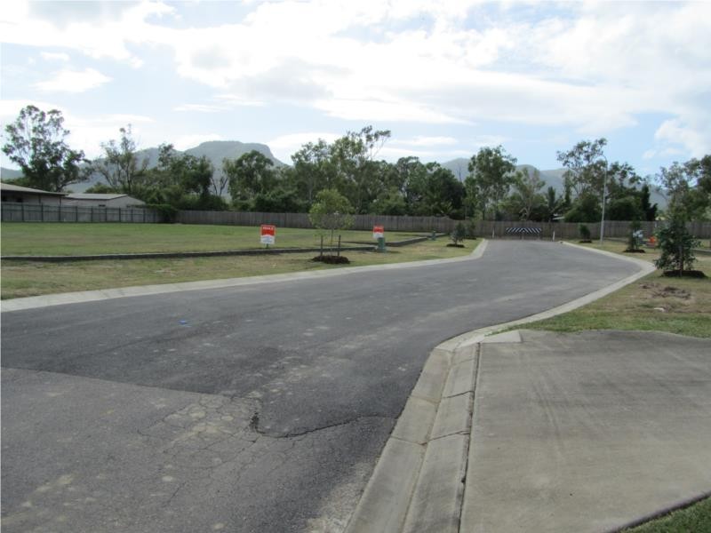 6 Charries Street, Kelso QLD 4815