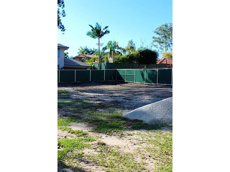 82 Alison Road, Carrara QLD 4211