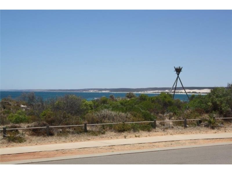 15 Surfside Terrace, Glenfield WA 6532