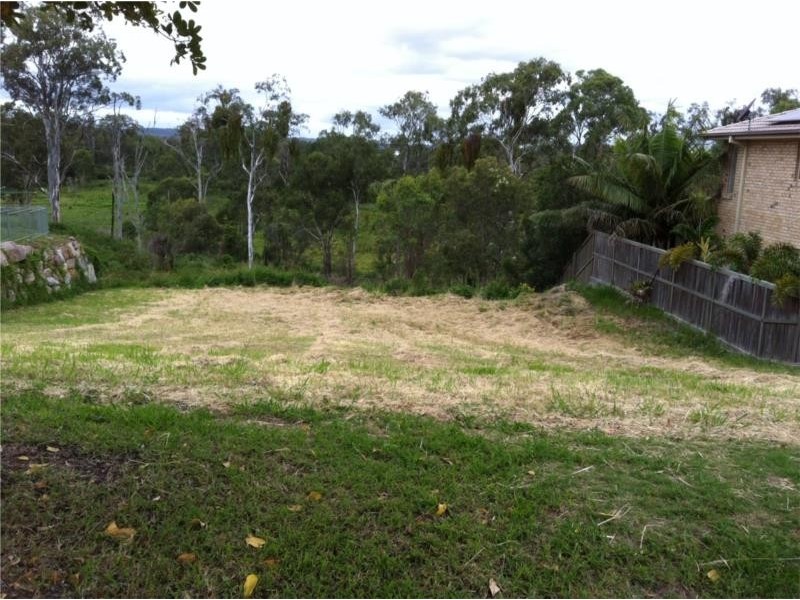 18 Spyglass Place, Oxley QLD 4075