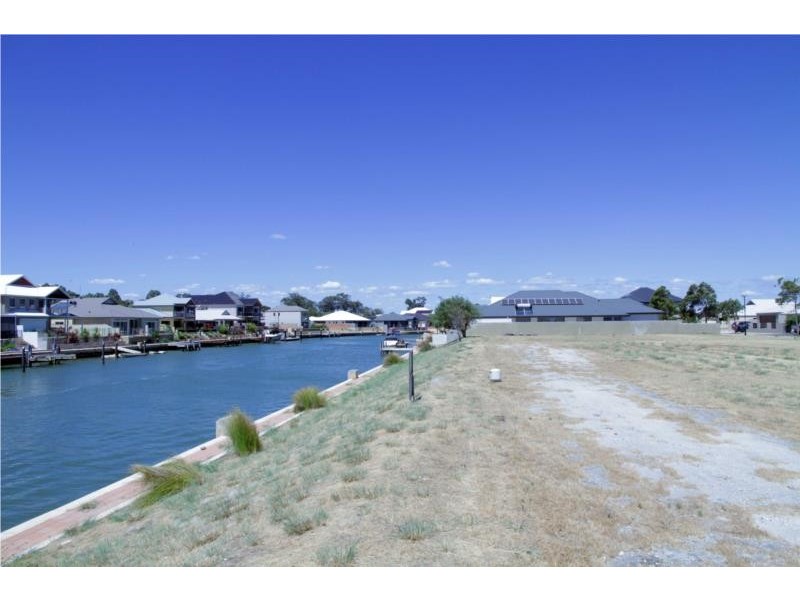 7 Gael Place, Dudley Park WA 6210