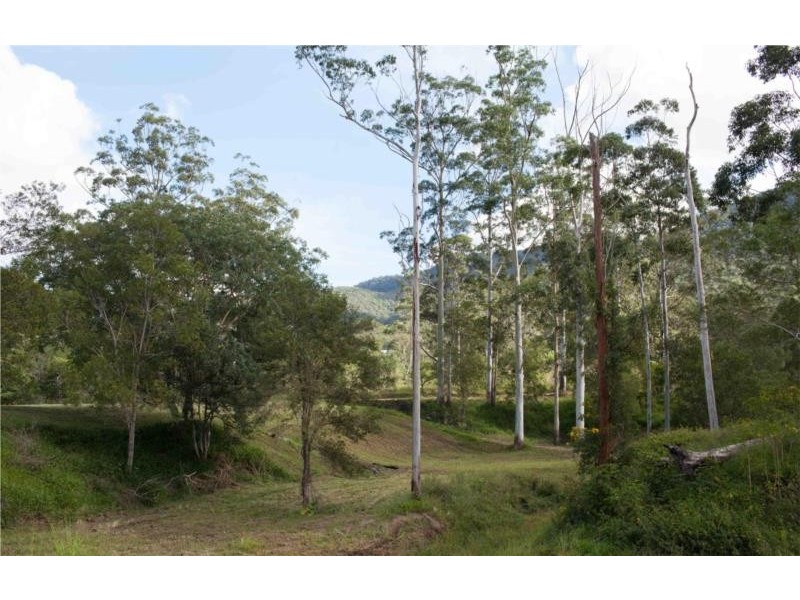 1 Krakatinni Close, Cedar Creek QLD 4520