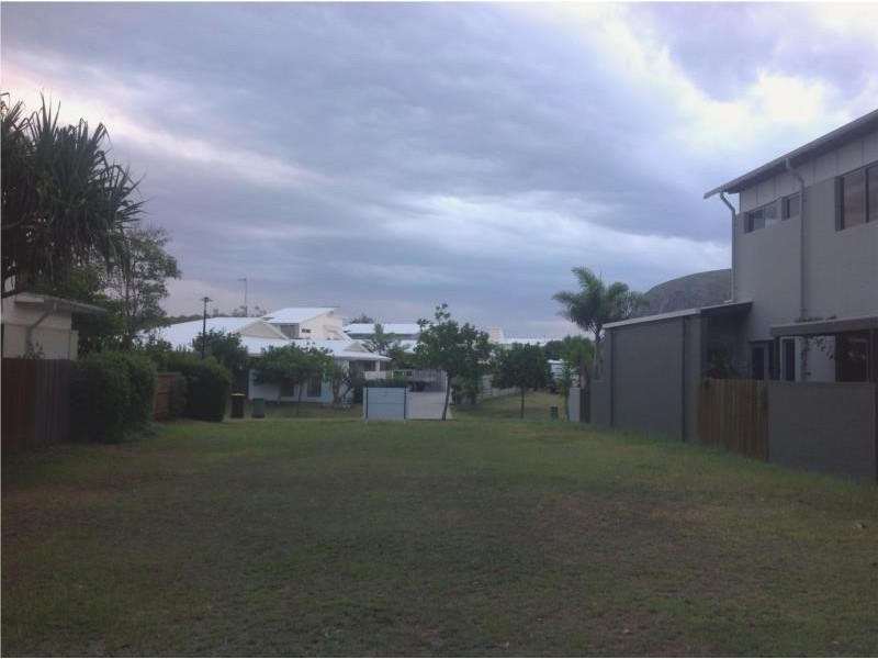 12 Breezeway Street, Mount Coolum QLD 4573