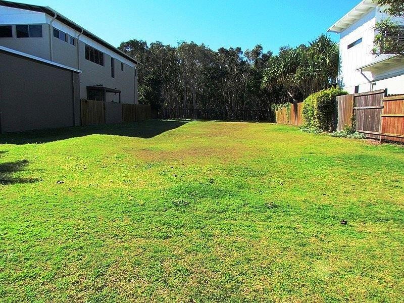 12 Breezeway Street, Mount Coolum QLD 4573