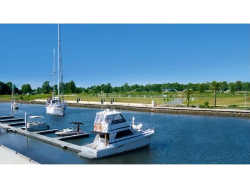 56 Catana Crescent, Hope Island QLD 4212