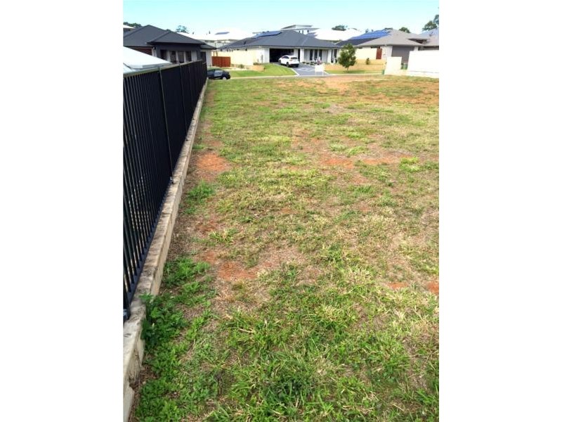 7 Hugh Crescent, Murrumba Downs QLD 4503