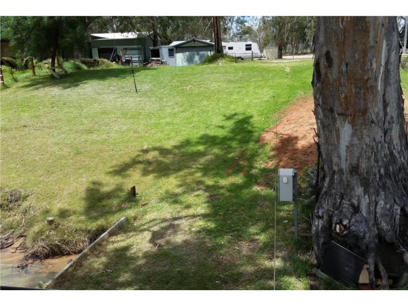 40 Lane Two (Dock) Road North West Bend, Morgan SA 5320