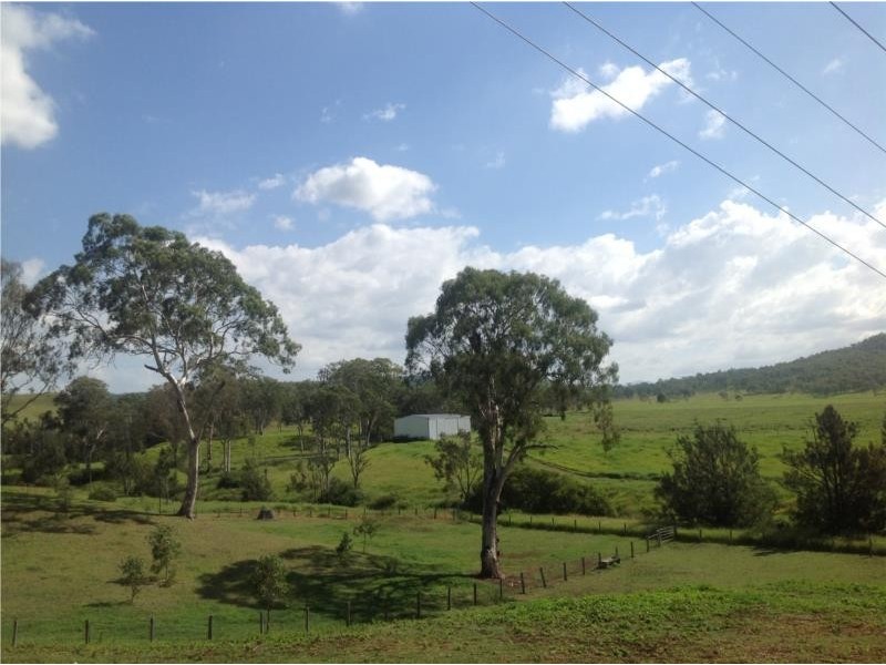 566 Oaky Creek Road, Oaky Creek QLD 4285