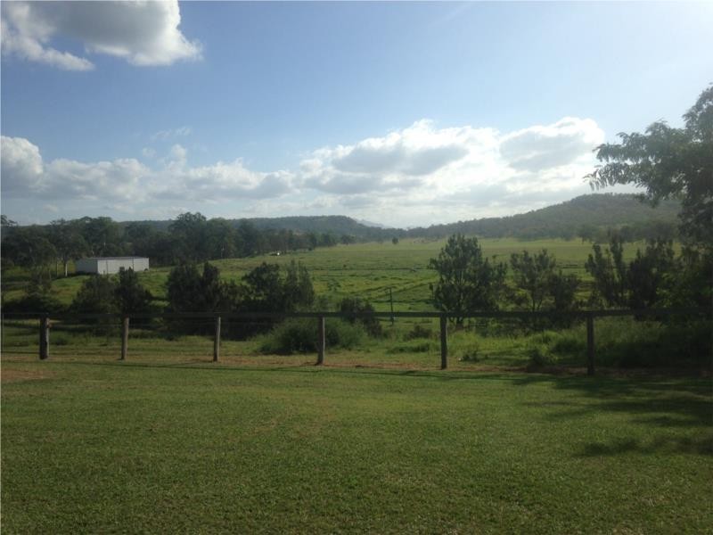 566 Oaky Creek Road, Oaky Creek QLD 4285