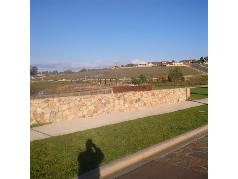 63 Jackson Drive, Drouin VIC 3818