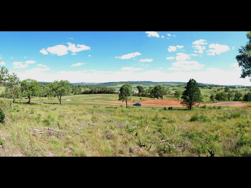 22 Colonial Drive, Gowrie Junction QLD 4352