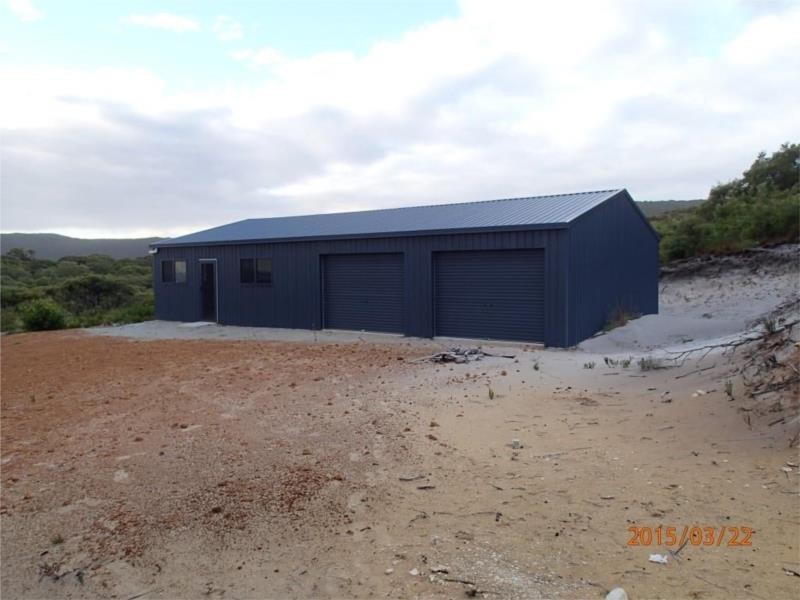 29 Rainbows End, Little Grove WA 6330