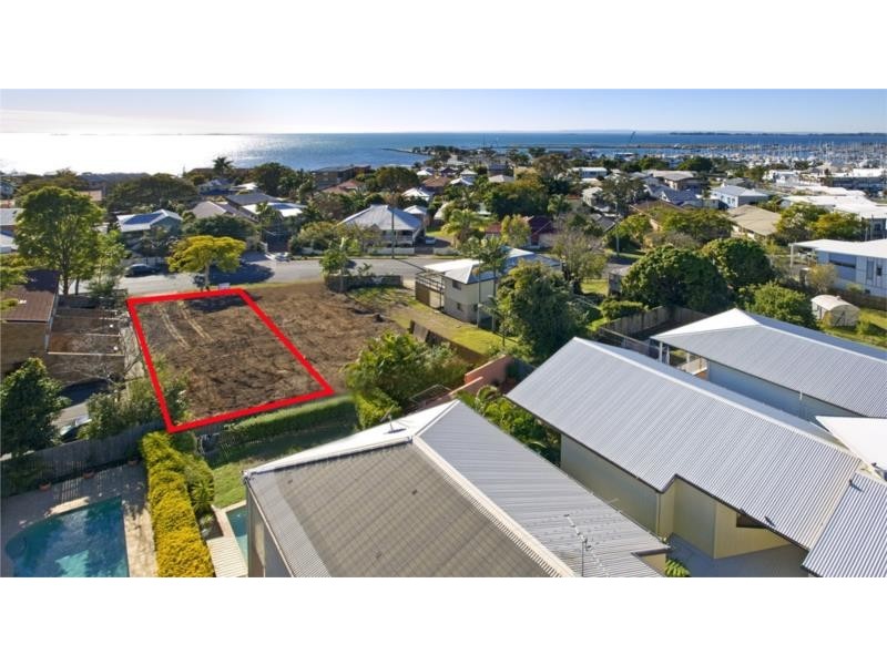 143 Kingsley Terrace, Manly QLD 4179