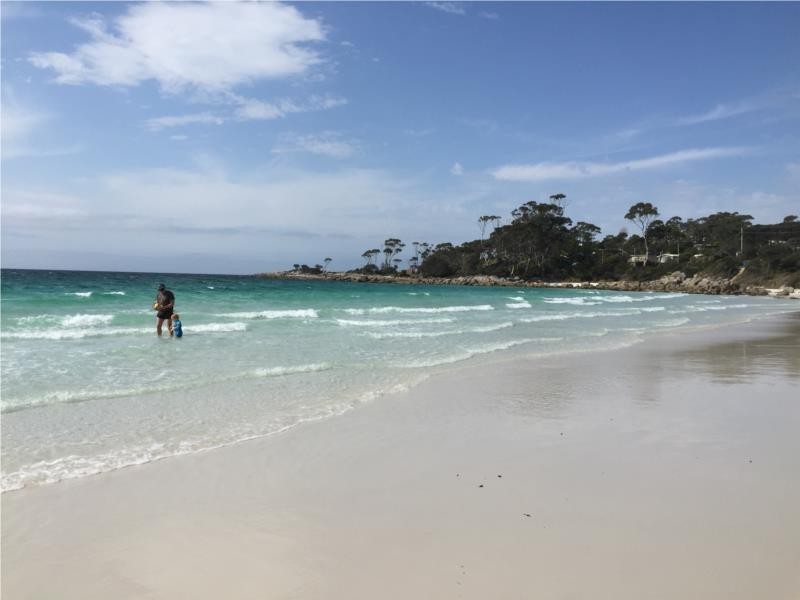 5 Barnett Close, Binalong Bay TAS 7216