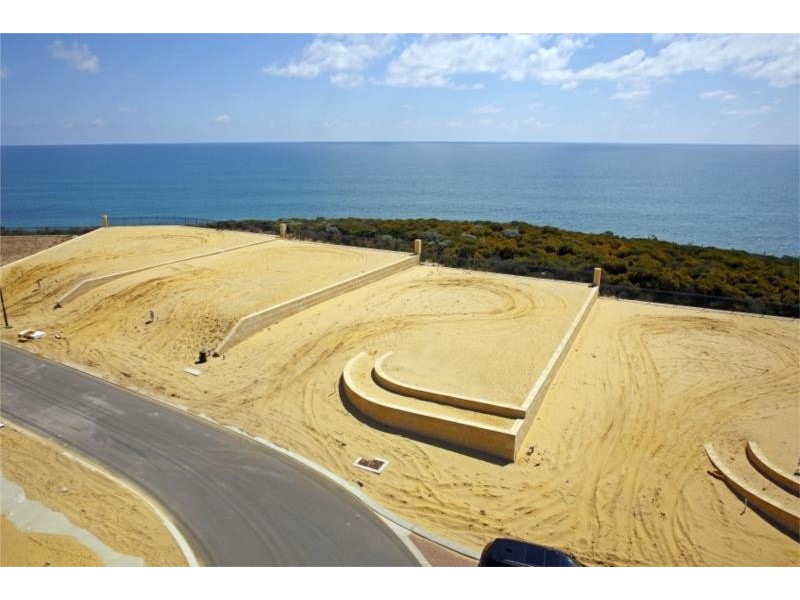 68 Torwoood Edge, Halls Head WA 6210