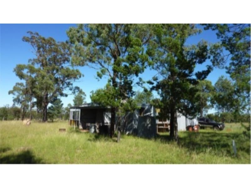 109 Brooklyn Road, Leyburn QLD 4365