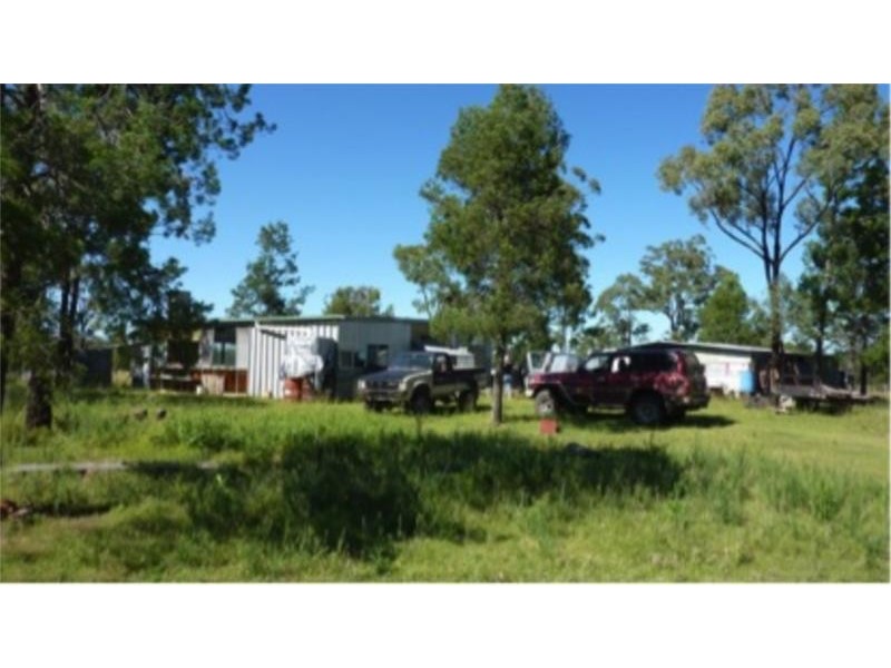 109 Brooklyn Road, Leyburn QLD 4365