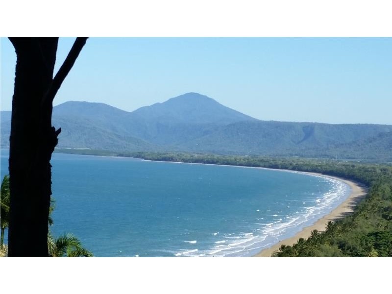 30 Ulysses Avenue, Port Douglas QLD 4877