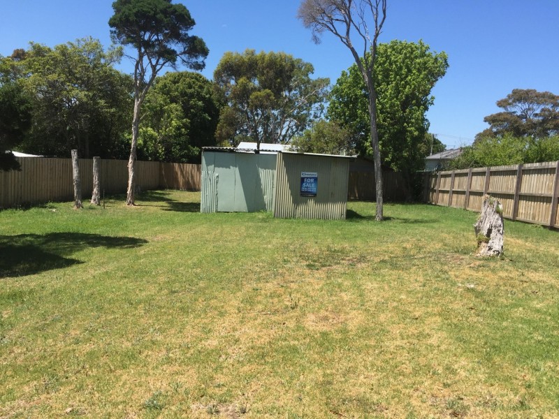 23 Raywood Avenue, Cowes VIC 3922