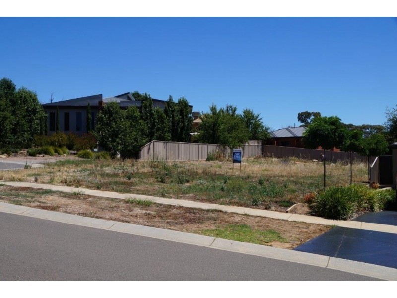 14 Currawong Court, Kennington VIC 3550