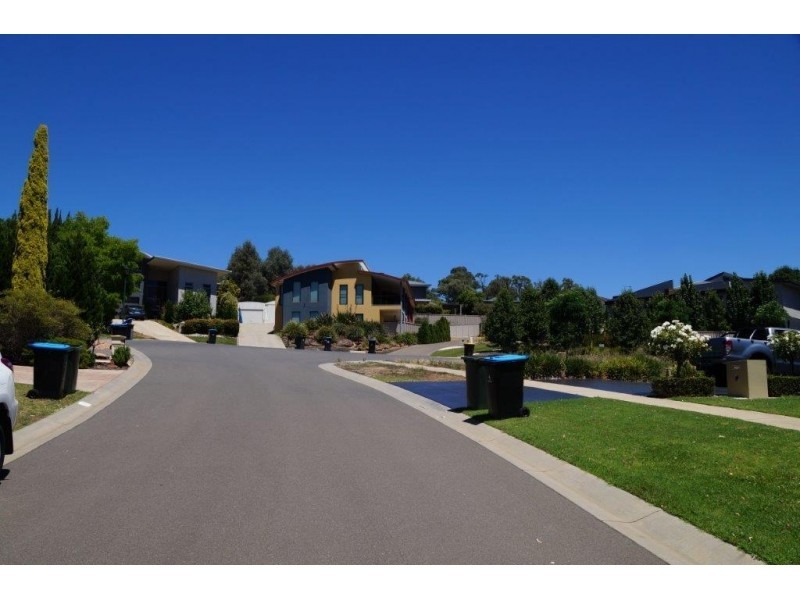 14 Currawong Court, Kennington VIC 3550