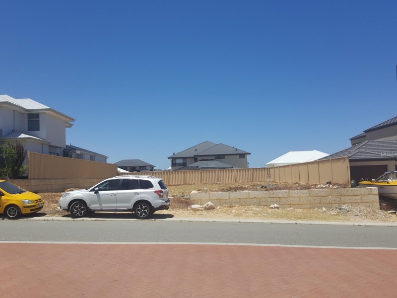 13 Fernando Parkway, Iluka WA 6028