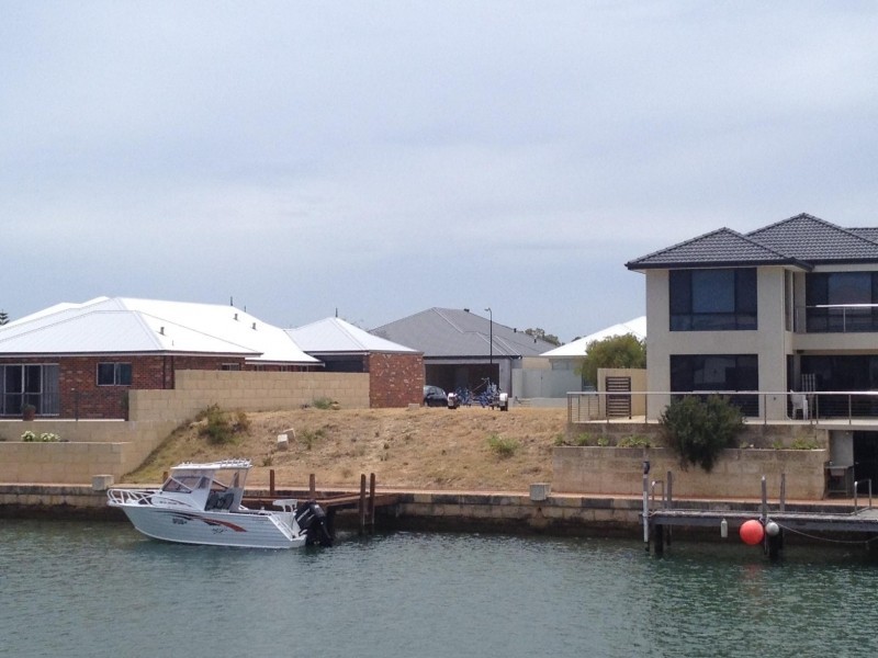 86 Sandpiper Island Retreat, Wannanup WA 6210