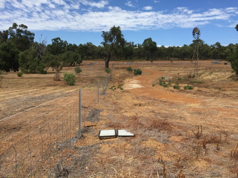 84 Guernsey Rise, Lower Chittering WA 6084