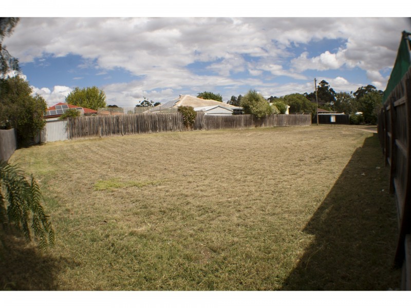 2 Cashin Court, Melton VIC 3337