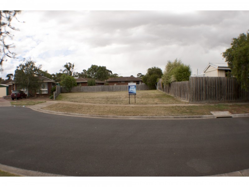 2 Cashin Court, Melton VIC 3337