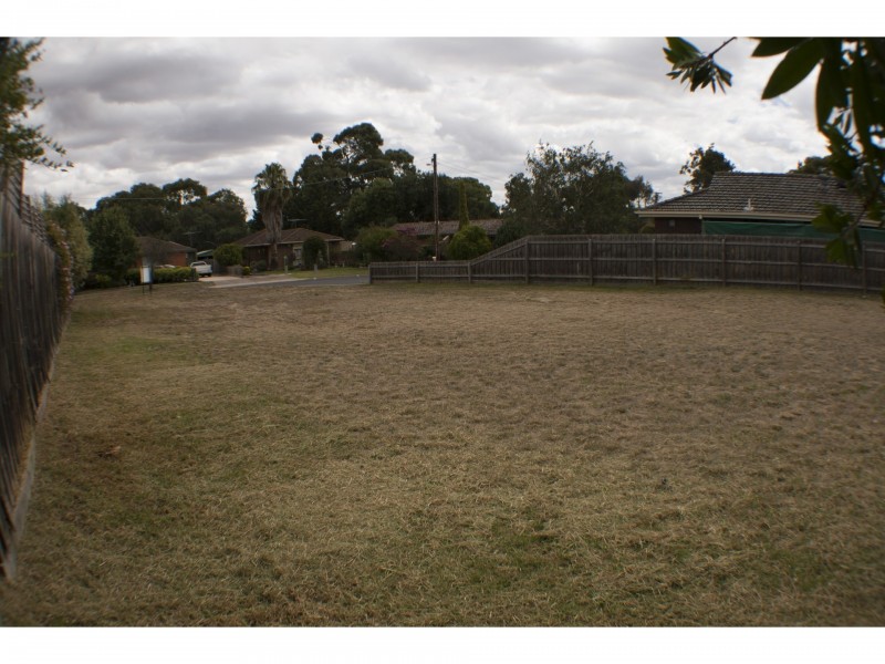 2 Cashin Court, Melton VIC 3337