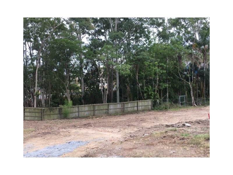 10 Solar Street, Coorparoo QLD 4151