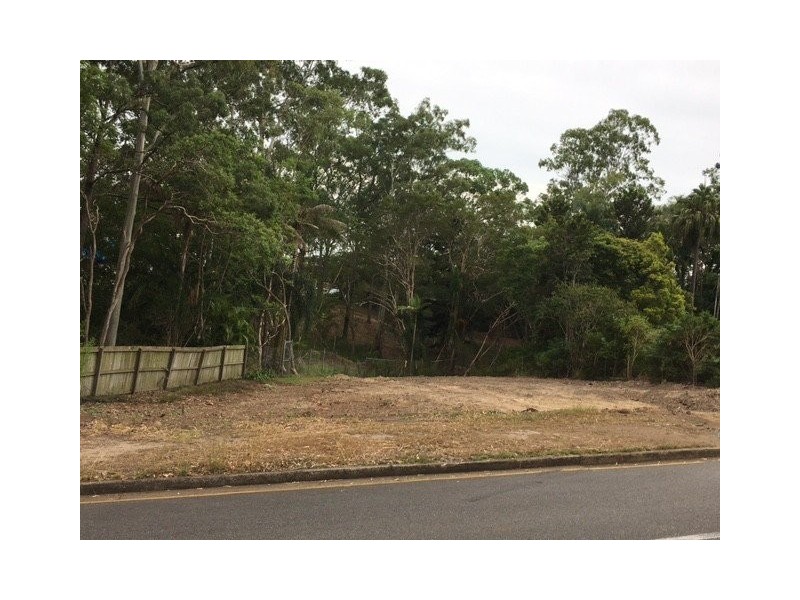 10 Solar Street, Coorparoo QLD 4151