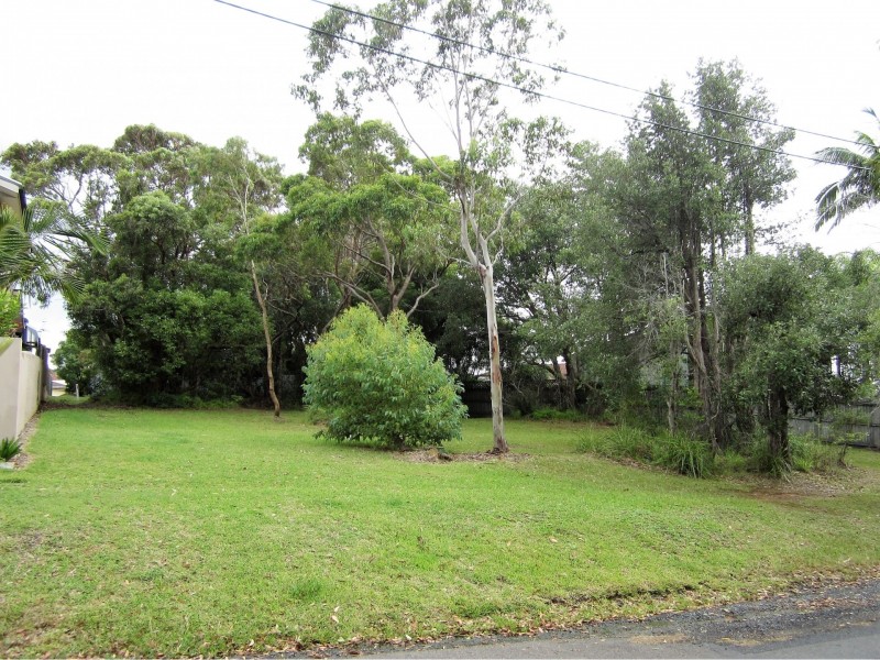 85 Blue Bell Drive, Wamberal NSW 2260