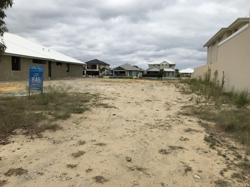 15 Arcadia Close, Dudley Park WA 6210