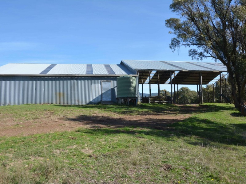 61 Leonard Drive, Omeo VIC 3898