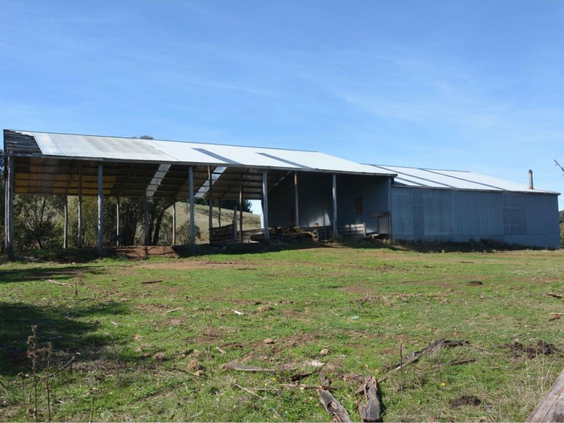 61 Leonard Drive, Omeo VIC 3898