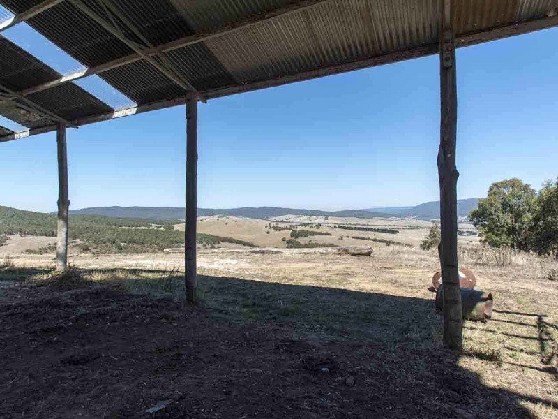 61 Leonard Drive, Omeo VIC 3898